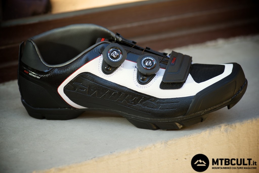 Le scarpe Specialized S-Works Trail.