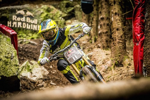 Taylor Vernon Performing At Red Bull Hard Line In Dinas Mawddwy, United Kingdom On The 10Th Of September 2015 // Sven Martin/Red Bull Content Pool // P-20150914-00141 // Usage For Editorial Use Only // Please Go To Www.redbullcontentpool.com For Further Information. //