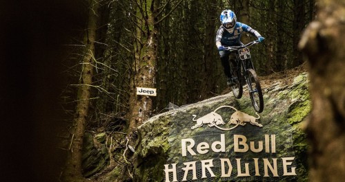 Ruaridh Cunningham Performing At Red Bull Hard Line In Dinas Mawddwy, United Kingdom On The 10Th Of September 2015 // Sven Martin/Red Bull Content Pool // P-20150914-00142 // Usage For Editorial Use Only // Please Go To Www.redbullcontentpool.com For Further Information. //