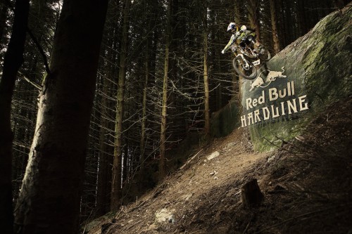 Gee Atherton Performing At Red Bull Hard Line In Dinas Mawddwy, United Kingdom On The 11Th Of September 2015 // Rutger Pauw / Red Bull Content Pool